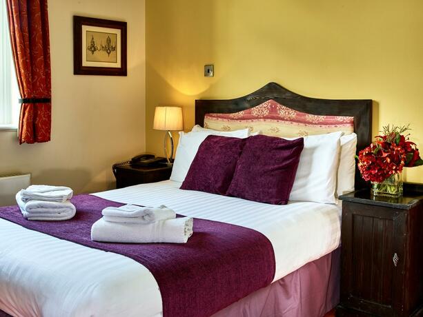 Imagen general del Hotel Hitchin Priory. Foto 10