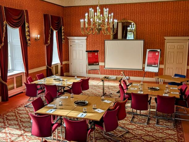 Imagen general del Hotel Hitchin Priory. Foto 26
