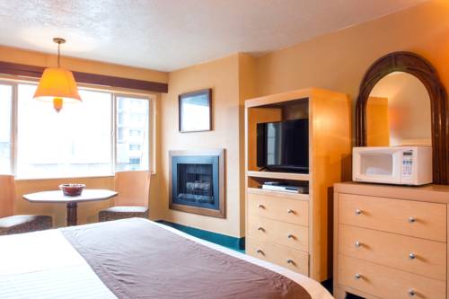 Imagen de la habitación del Hotel Hi-tide Oceanfront Inn. Foto 12