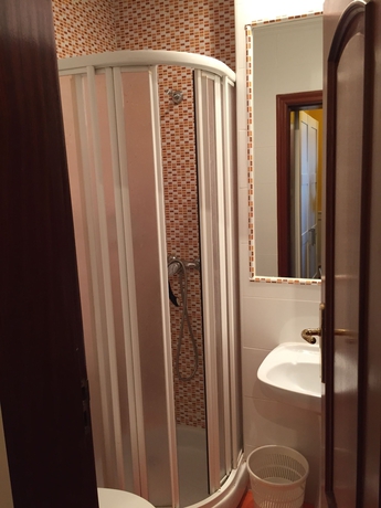 Imagen de la habitación del Hotel Hito. Foto 8