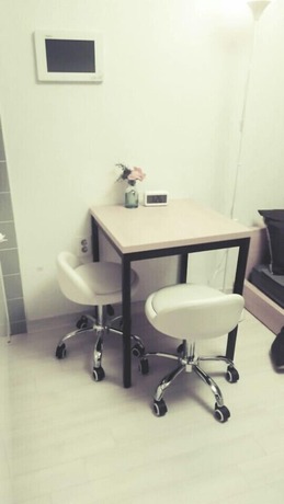 Imagen de la habitación del Hotel Hitomorrow Residence. Foto 15