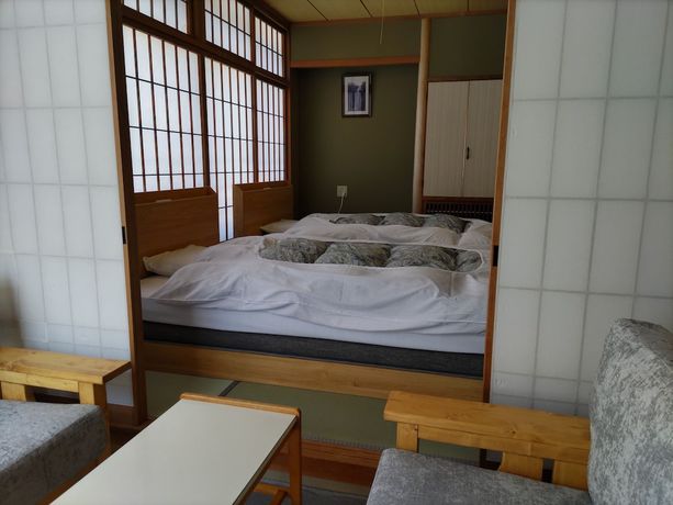 Imagen de la habitación del Hotel Hitou Hanabun. Foto 15