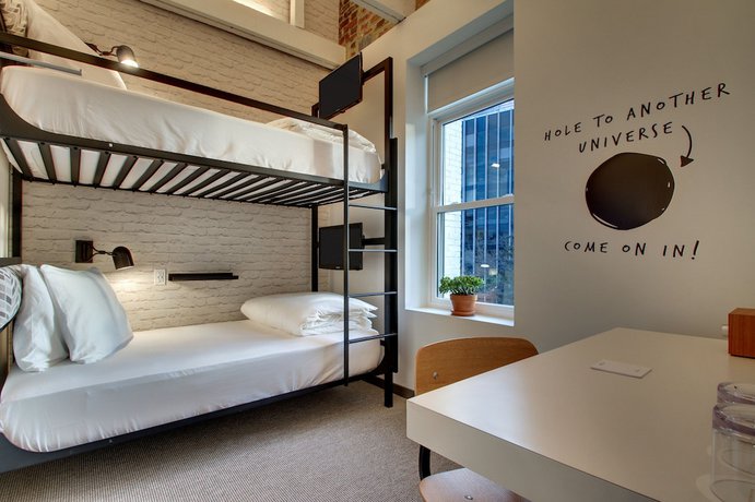 Imagen de la habitación del Hotel Hive. Foto 11