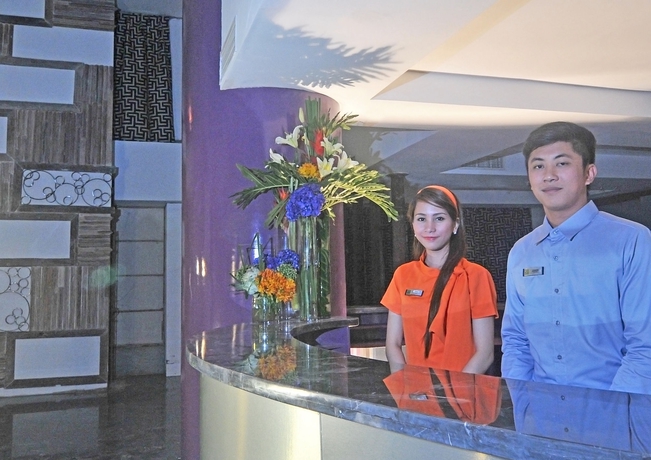 Imagen general del Hotel Hive and Convention Place. Foto 1