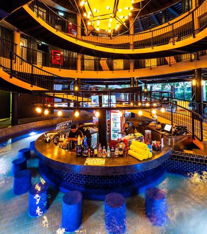 Imagen del bar/restaurante del Hotel Hivetel. Foto 5