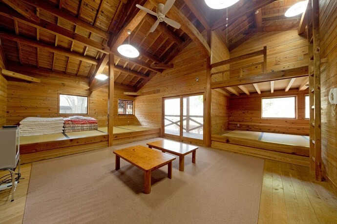 Imagen de la habitación del Hotel Hiyoshi Forest Resort Yamanoie. Foto 25