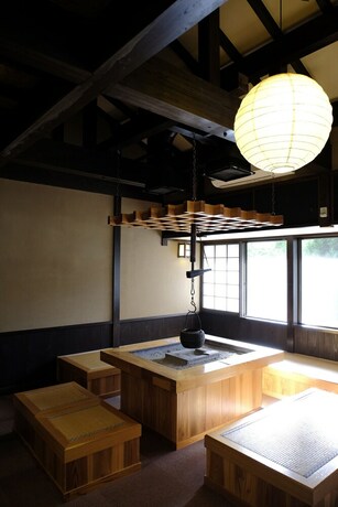 Imagen de los interiores del Hotel Hiyoshi Forest Resort Yamanoie. Foto 35