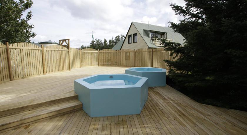 Imagen de los exteriores del Hotel Hjar&eth;arb&oacute;l. Foto 8