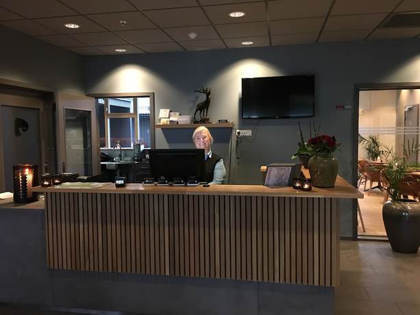 Imagen de los interiores del Hotel Hjortenl Hitra. Foto 18