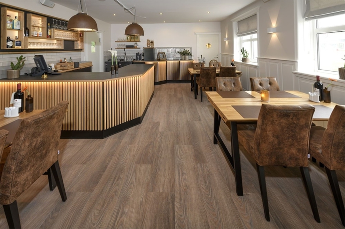 Imagen del bar/restaurante del Hotel Hj&oslash;rring Kro. Foto 2