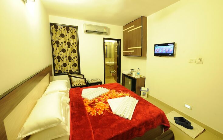 Imagen general del Hotel Hkj Residency. Foto 1
