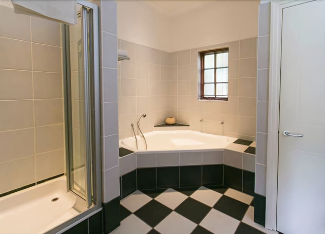 Imagen de la habitación del Hotel Hlangana Lodge. Foto 16