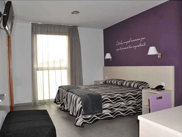 Imagen de la habitación del Hotel Hm Alfaro. Foto 10