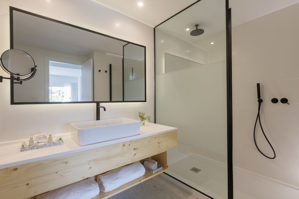 Imagen de la habitación del Hotel Hm Ayron Park. Foto 11