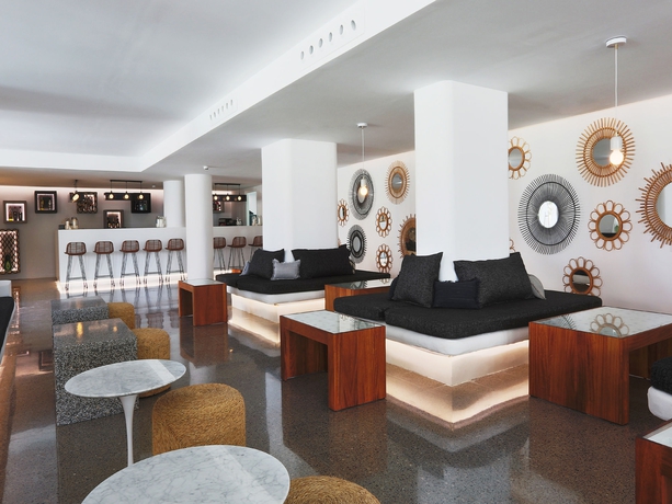 Imagen de los interiores del Hotel Hm Balanguera Beach- Adults Only. Foto 14
