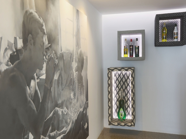 Imagen del bar/restaurante del Hotel Hm Balanguera Beach- Adults Only. Foto 5