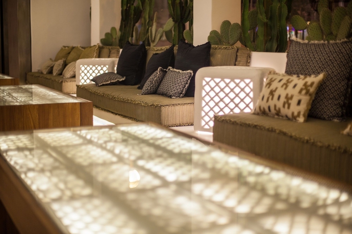 Imagen de los interiores del Hotel Hm Balanguera. Foto 16