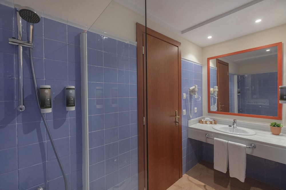 Imagen de la habitación del Hotel Hm Mar Blau. Foto 18