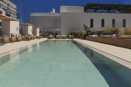 Imagen de la piscina del Hotel Hm Palma Blanc. Foto 20