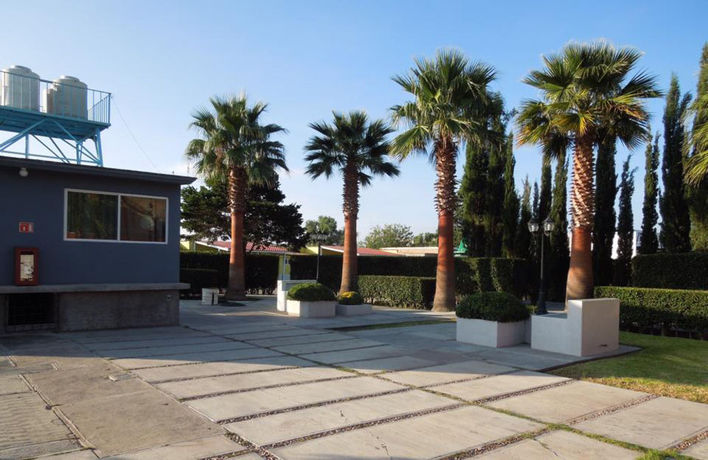 Imagen de los exteriores del Hotel Hn. Foto 12