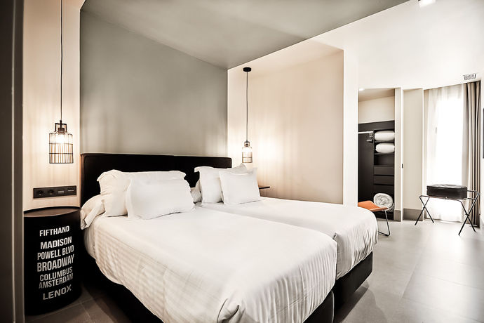 Imagen de la habitación del Hotel Ho Puerta De Purchena. Foto 9