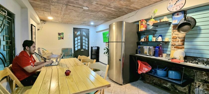 Imagen general del Hotel HoM Monterrey - Hostel. Foto 2