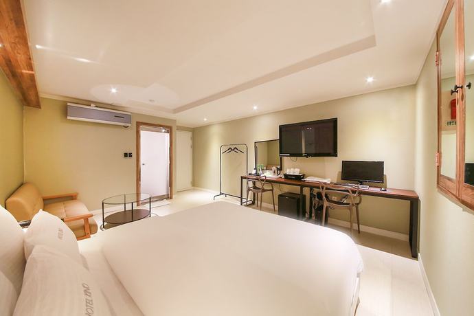 Imagen de la habitación del Hotel HoTel KINO. Foto 7