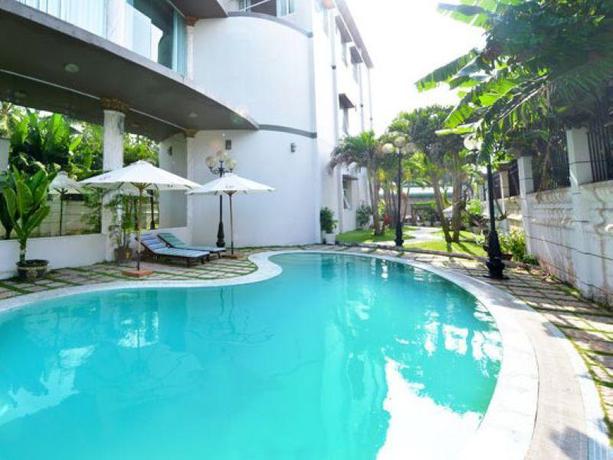 Imagen de la piscina del Hotel Hoa Binh 1 Hotel. Foto 4