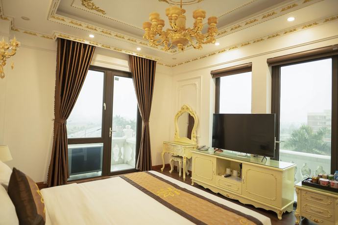 Imagen de la habitación del Hotel Hoa Dong. Foto 5