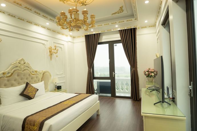 Imagen de la habitación del Hotel Hoa Dong. Foto 10