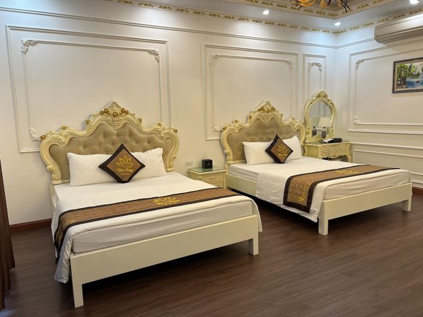 Imagen de la habitación del Hotel Hoa Dong. Foto 13