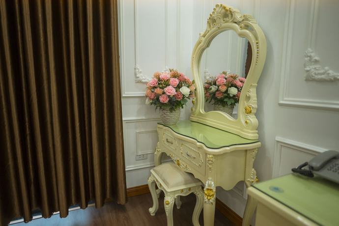 Imagen de la habitación del Hotel Hoa Dong. Foto 16