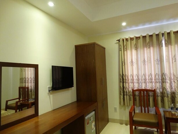 Imagen de la habitación del Hotel Hoa Vinh. Foto 27