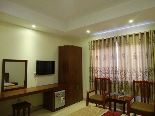 Imagen de la habitación del Hotel Hoa Vinh. Foto 33