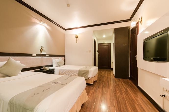 Imagen de la habitación del Hotel Hoabinh Palace. Foto 12