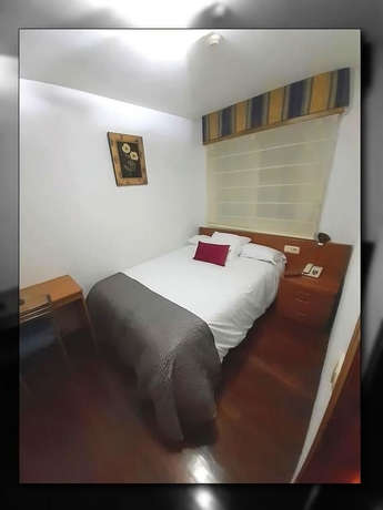 Imagen de la habitación del Hotel Hórreo. Foto 7