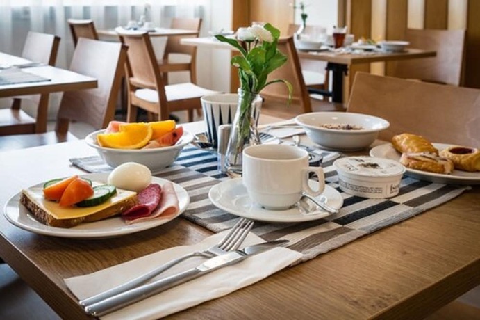 Imagen del bar/restaurante del Hotel Hótel Fransiskus Stykkishólmi. Foto 12