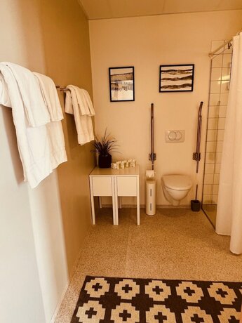 Imagen general del Hotel Hótel Fransiskus Stykkishólmi. Foto 7