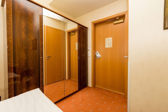 Imagen de la habitación del Hotel Hótel Ísland Comfort. Foto 15