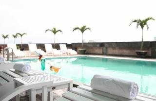 Imagen de la piscina del Hotel Hoang Anh Gia Lai Plaza. Foto 5