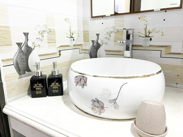 Imagen de la habitación del Hotel Hoang Gia Dong Tru -by Bay Luxury. Foto 7