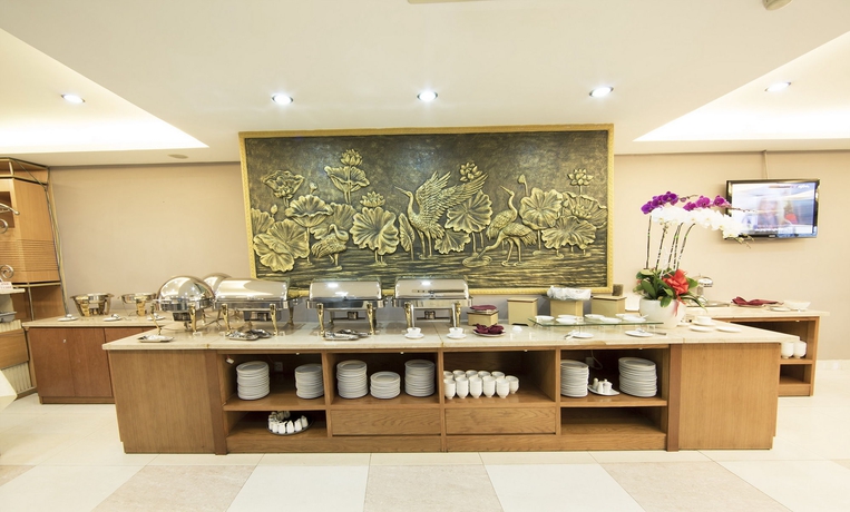 Imagen del bar/restaurante del Hotel Hoang Hai Long 2 Hotel. Foto 4