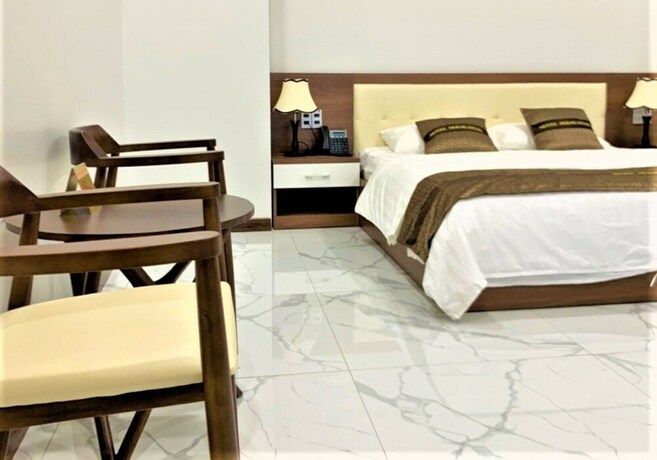 Imagen de la habitación del Hotel Hoang Hung, Thuan An. Foto 21