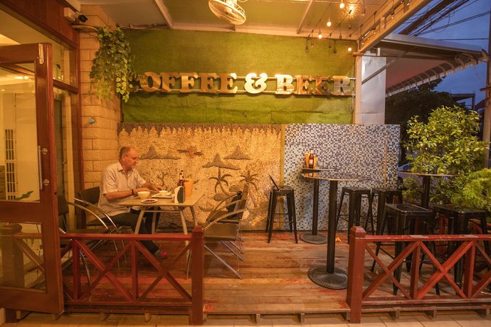 Imagen del bar/restaurante del Hotel Hoang Kim. Foto 3