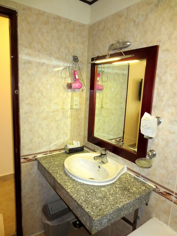 Imagen de la habitación del Hotel Hoang Lien. Foto 4