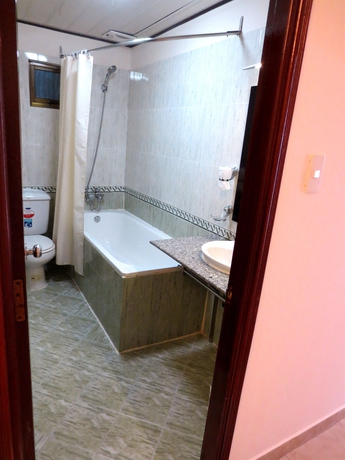 Imagen de la habitación del Hotel Hoang Lien. Foto 7