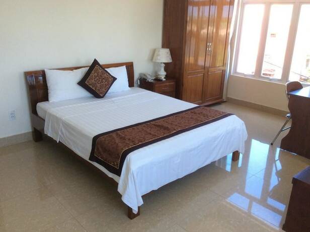 Imagen de la habitación del Hotel Hoang Linh. Foto 15