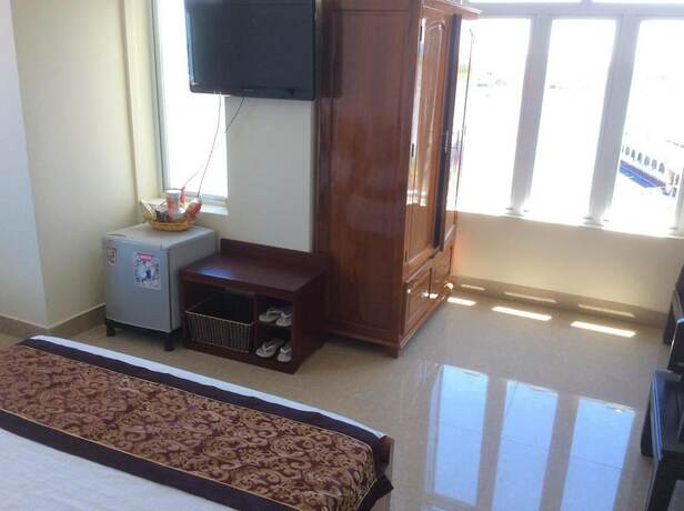 Imagen de la habitación del Hotel Hoang Linh. Foto 16