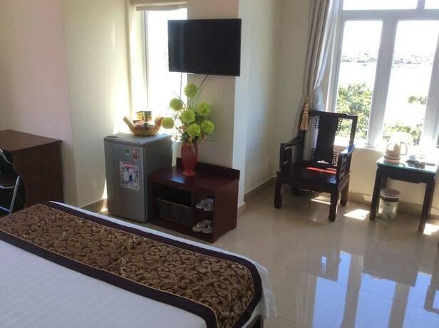 Imagen de la habitación del Hotel Hoang Linh. Foto 20
