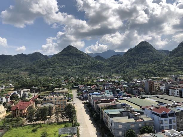 Imagen de la habitación del Hotel Hoang Nham Luxury. Foto 3
